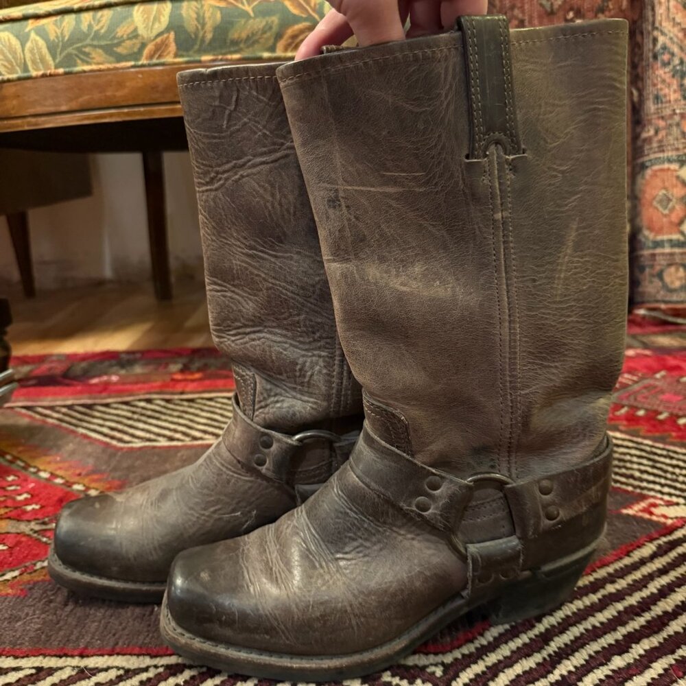 Frye Harness 12R Leather Boots - Picture 2 of 8
